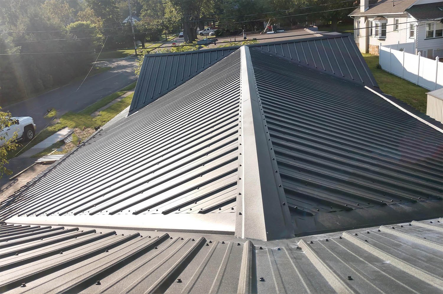 Hi-Rib ™ Metal Panels, Metal Roofing